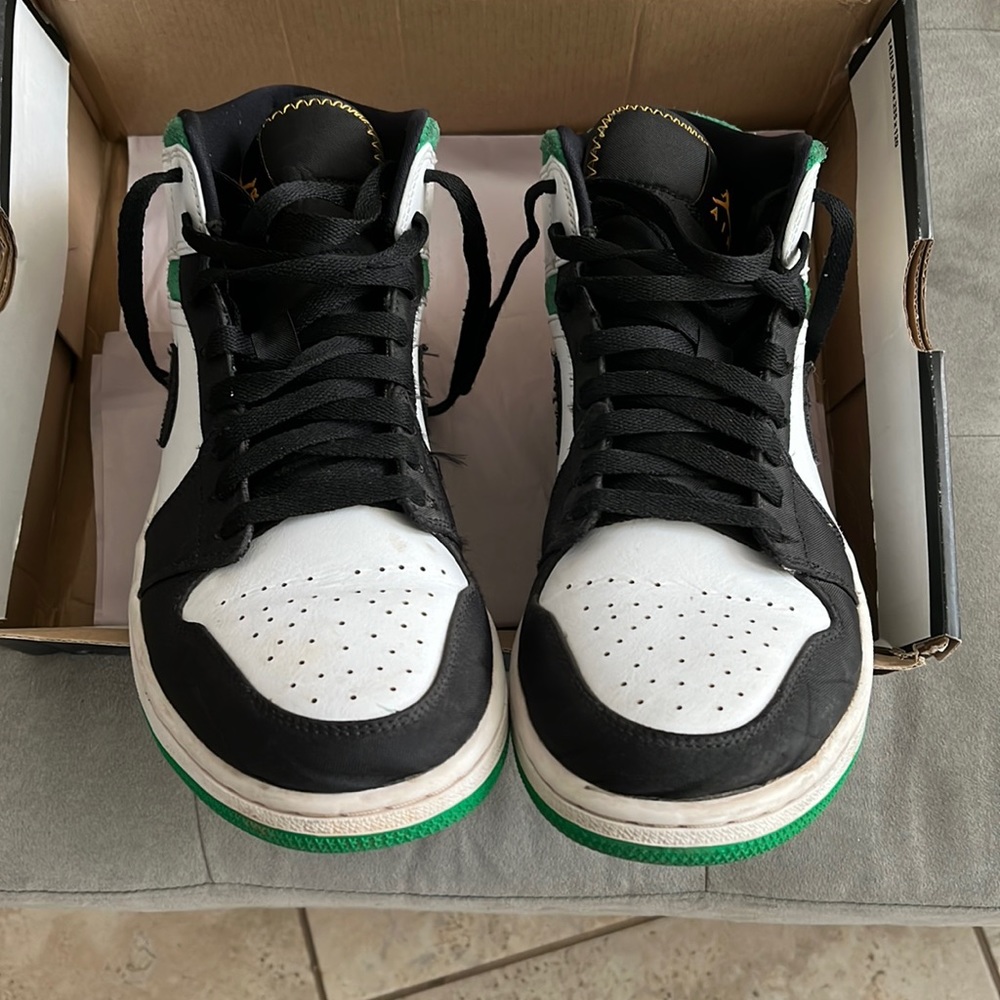 Air Jordan 1 Mid